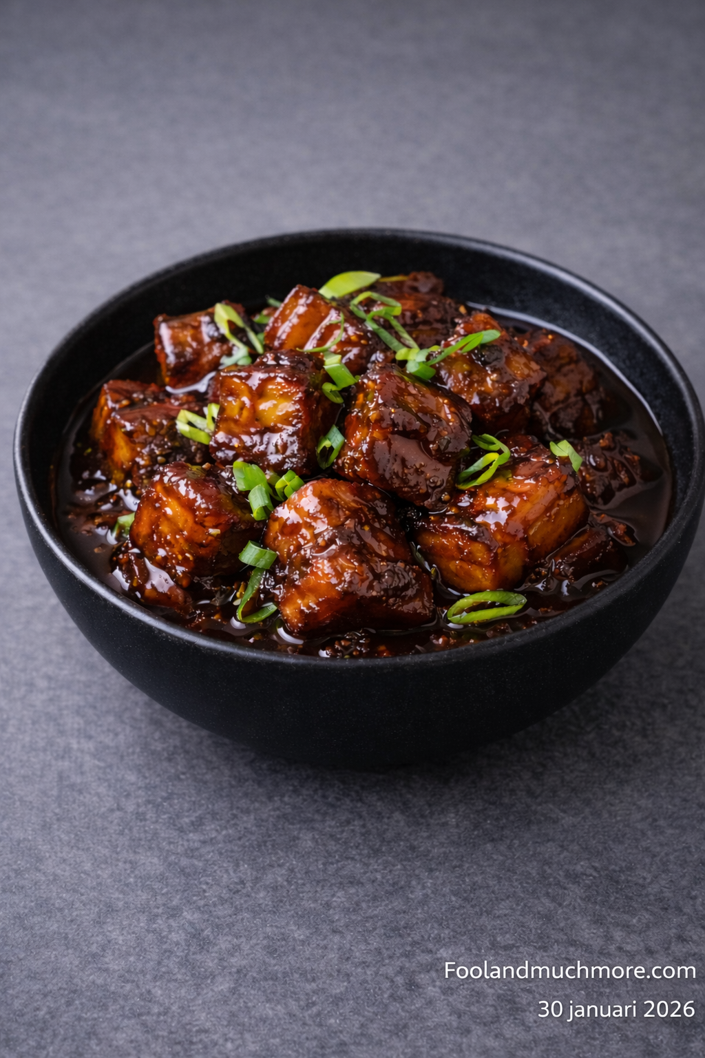 Hong Shao Rou – rödbräserat kinesiskt fläsk i glansig sojasås